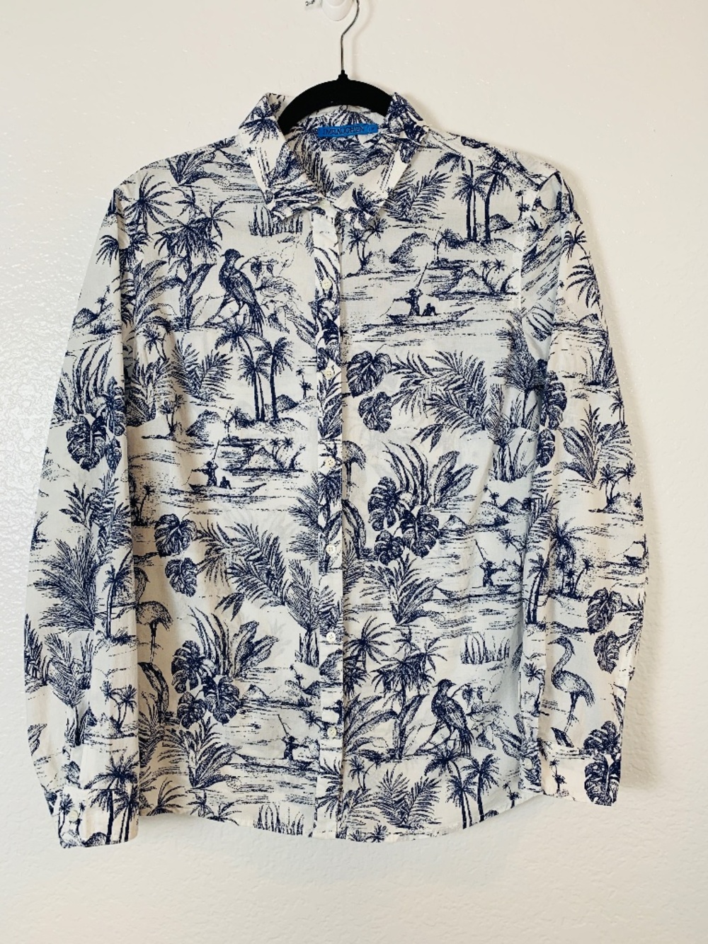 J. McLaughlin Women's Tropical Toile Print Button Up Shirt Size M Blue White